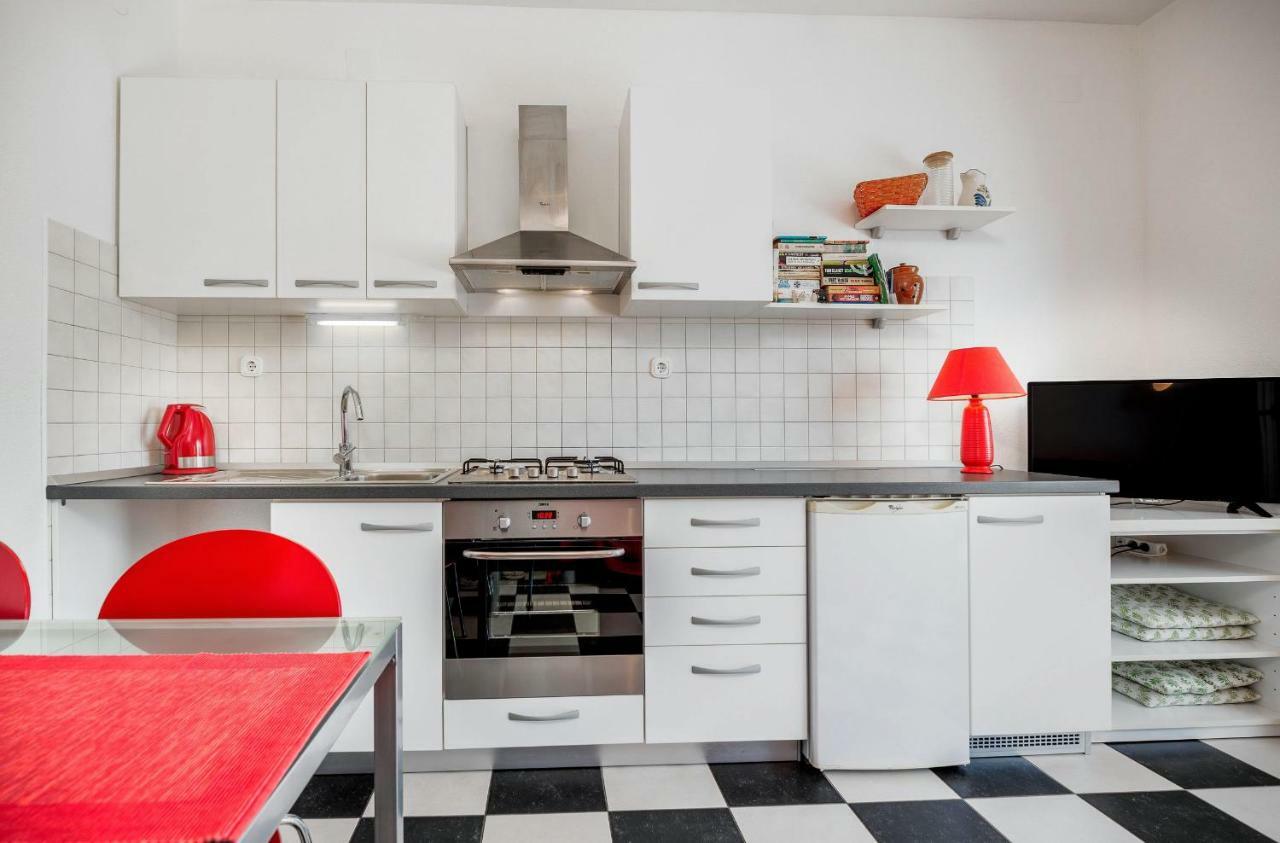 Cozy New Flat For 2 Or 3 Apartment Hvar Town Exterior foto